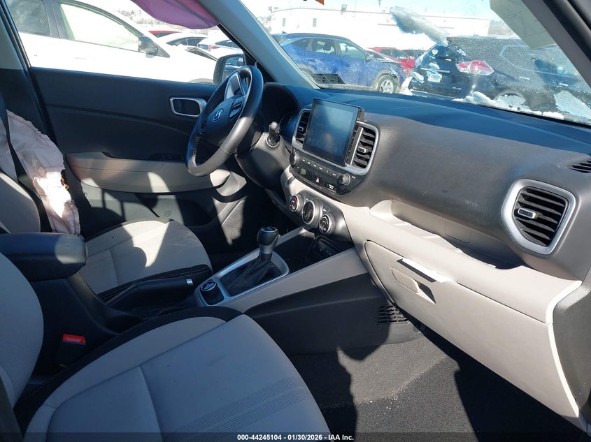 2025 Hyundai Venue Sel