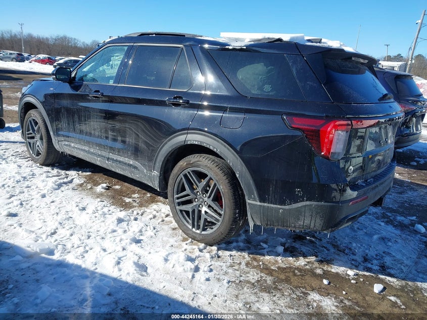 2025 Ford Explorer St-Line