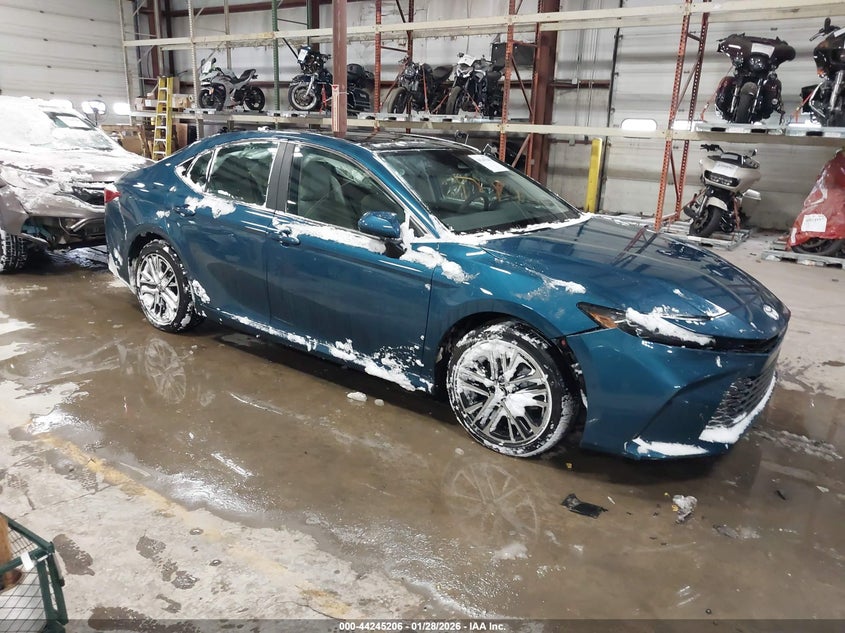 2025 Toyota Camry Xle