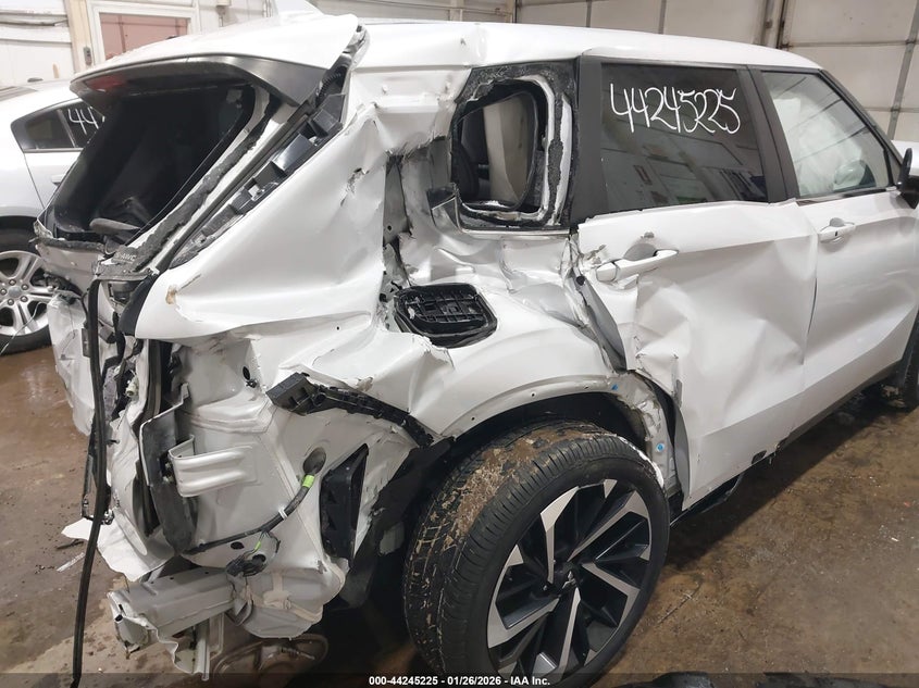 MITSUBISHI OUTLANDER 2023 VIN JA4J4UA83PZ051111