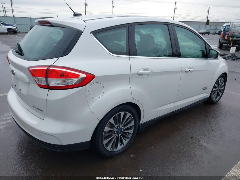 2017 Ford C-Max Energi Titanium