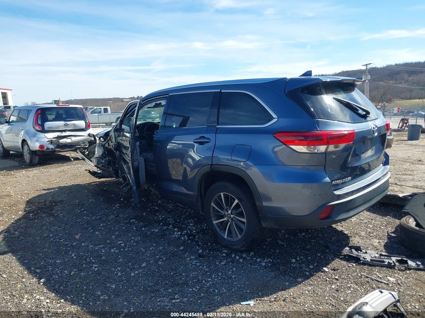 2019 Toyota Highlander Xle