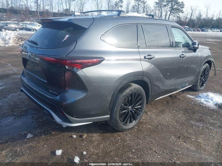 2024 Toyota Highlander Xse