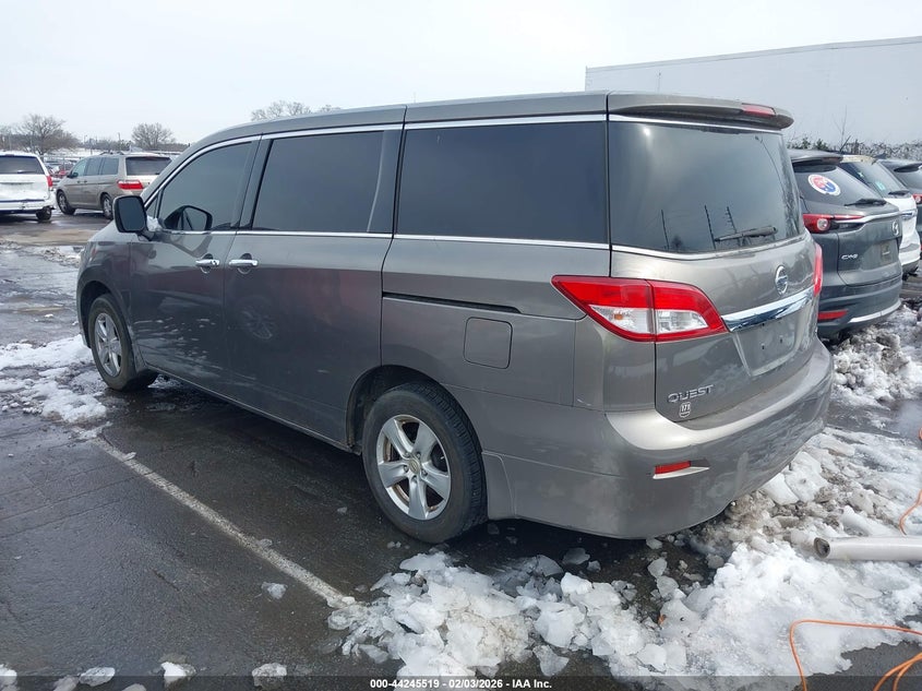 2015 Nissan Quest Sv