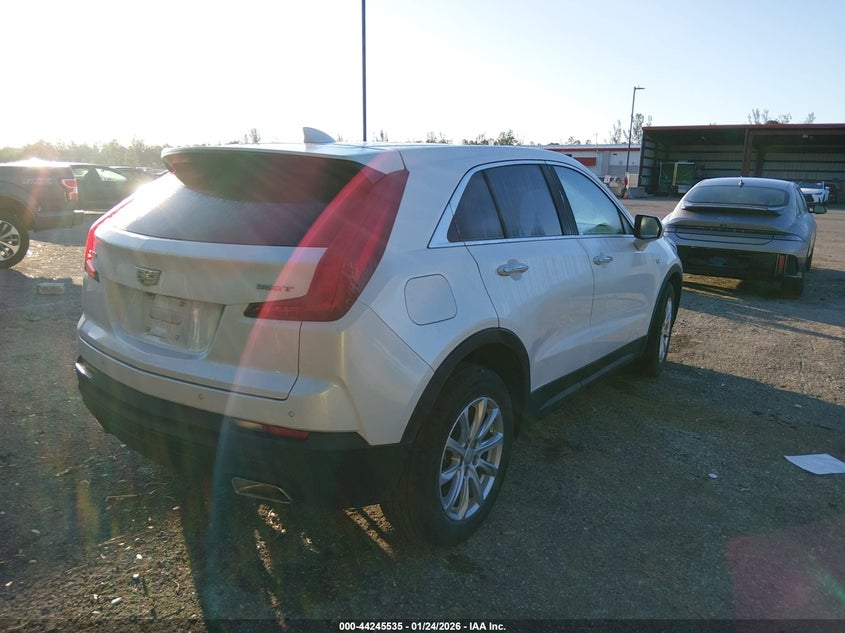 Vin: 1gyazar43mf080672, lot: 44741689, cadillac xt4 fwd luxury 20214