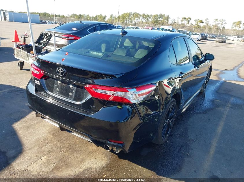 2020 Toyota Camry Se Nightshade Edition