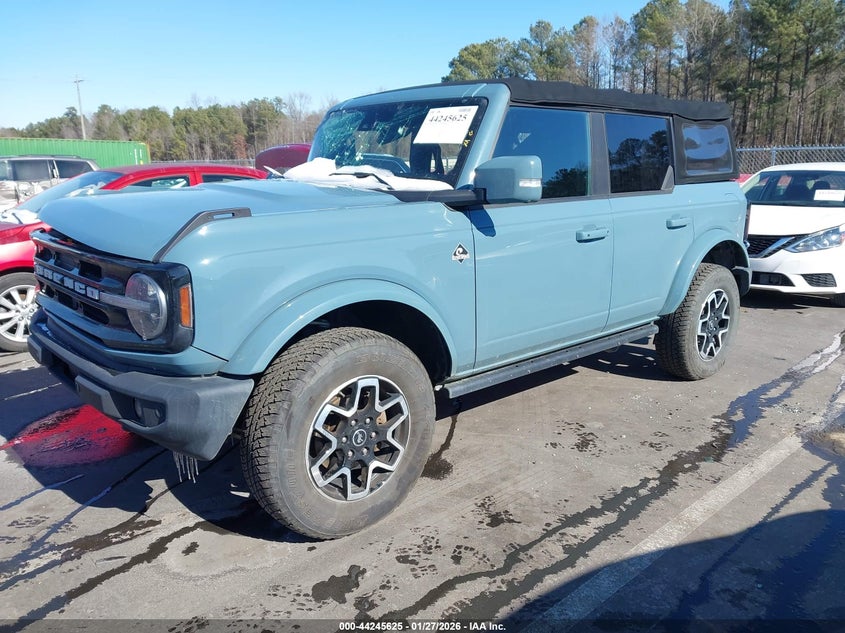 2022 Ford Bronco Outer Banks