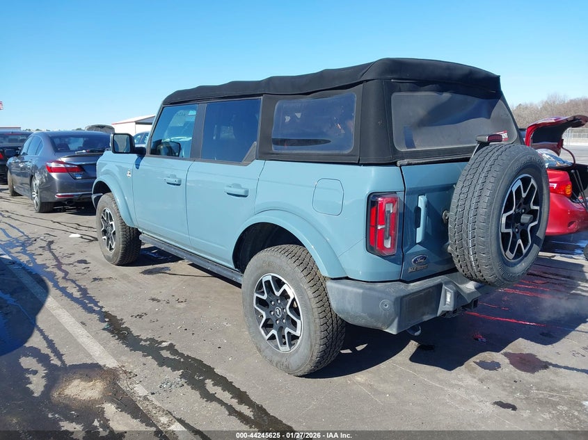 2022 Ford Bronco Outer Banks