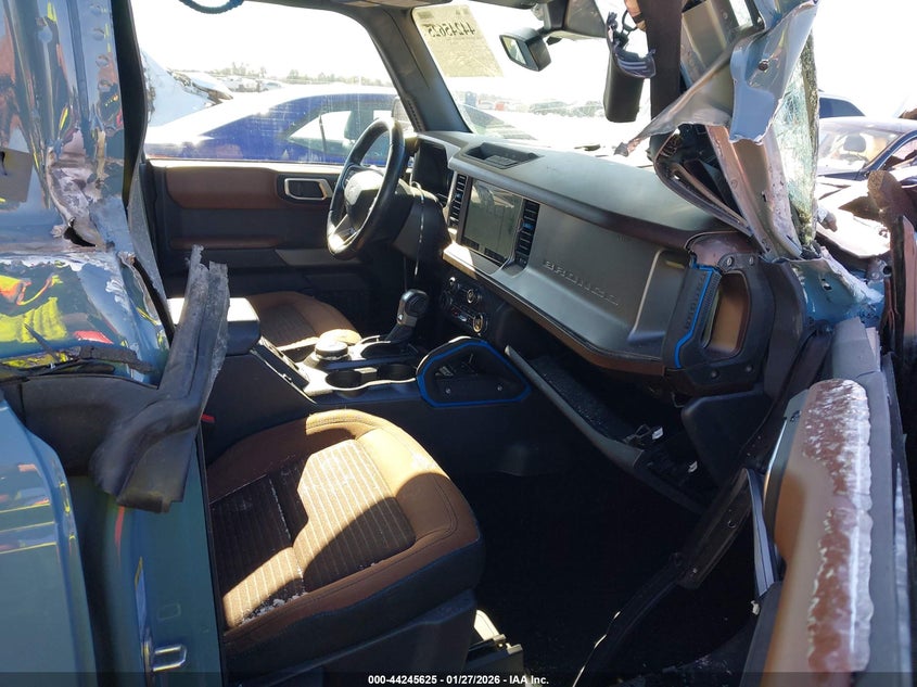 2022 Ford Bronco Outer Banks