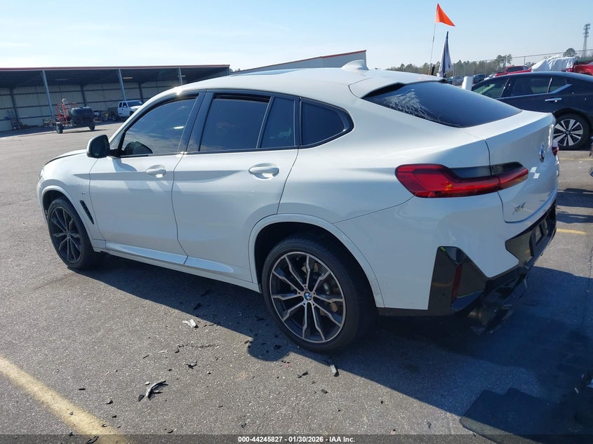 2023 BMW X4 xDrive30I