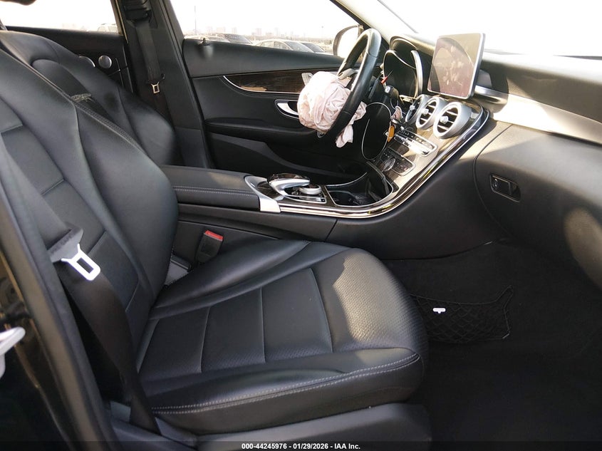 2015 Mercedes-Benz C 300