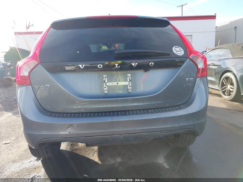 2017 Volvo V60 Cross Country T5 VIN: YV440MWKXH1040235 Lot: 44246060