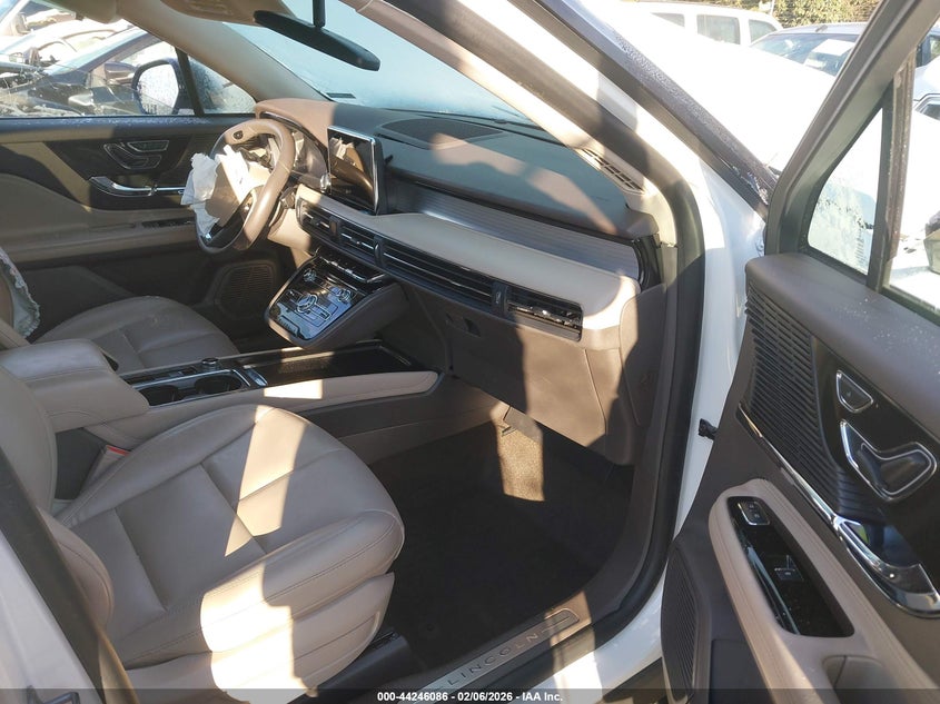 2021 Lincoln Corsair Standard