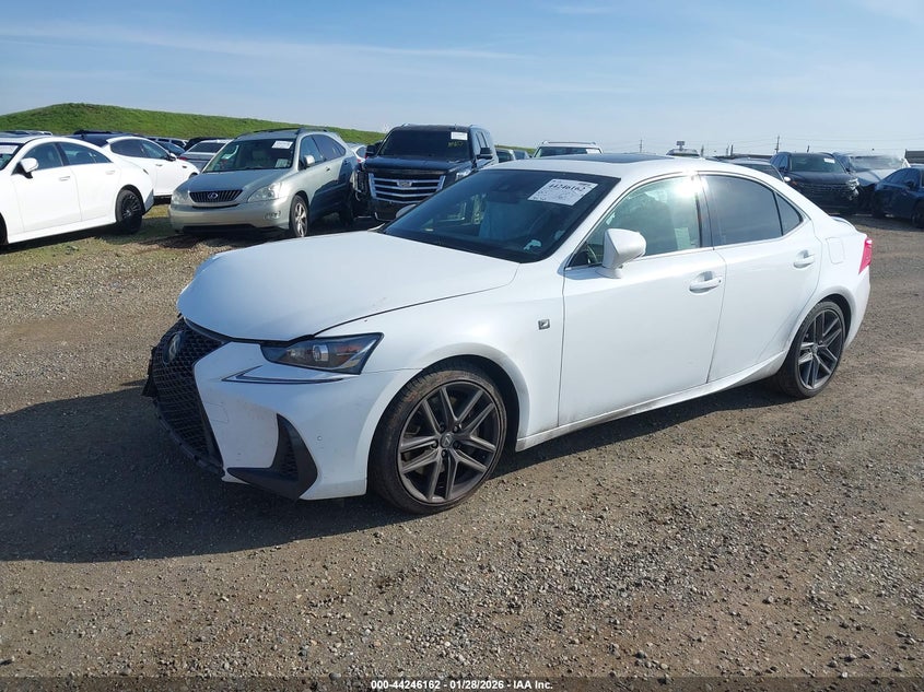 Vin: jthba1d20k5098913, lot: 44742316, lexus is 300 20192
