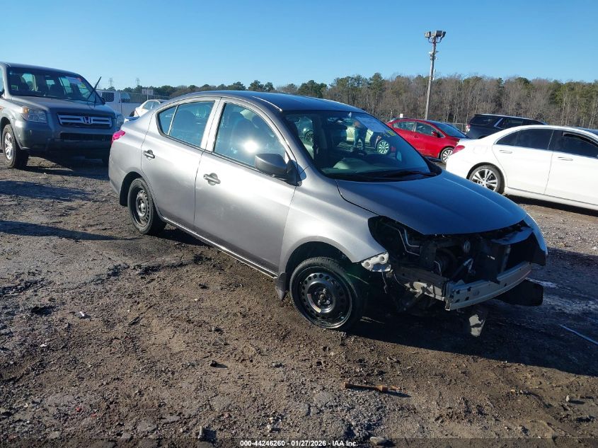 2017 Nissan Versa 1.6 S+