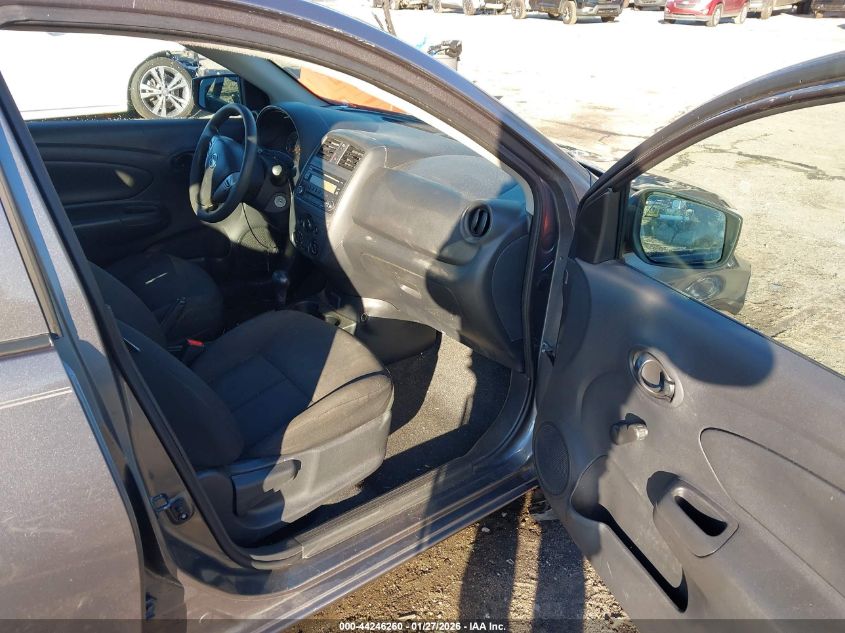 2017 Nissan Versa 1.6 S+