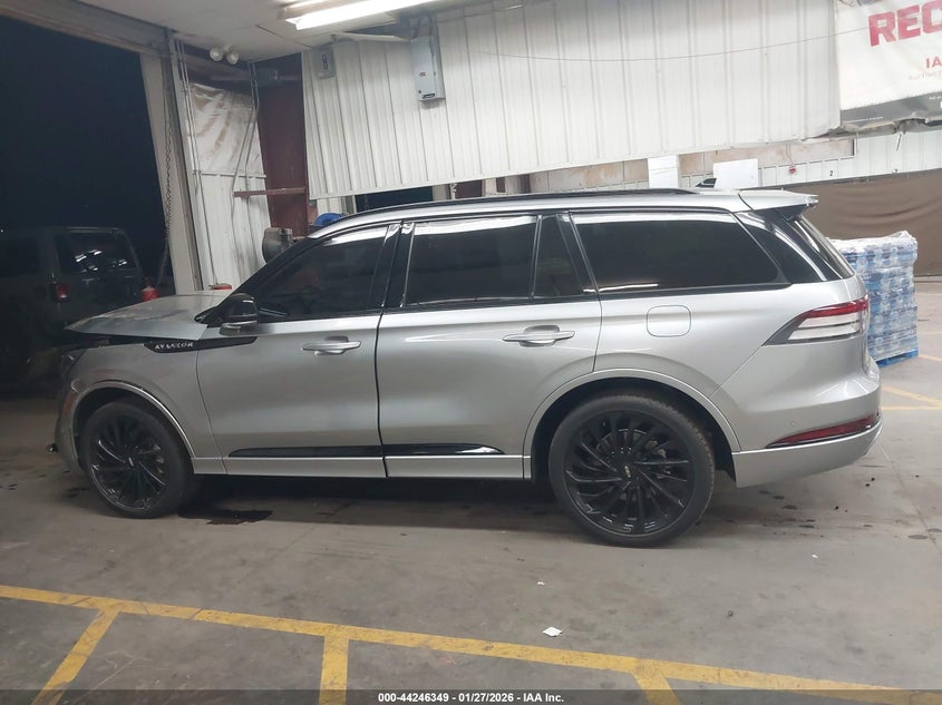 VIN 5LM5J7XCXRGL04915 2024 LINCOLN AVIATOR RESERVE