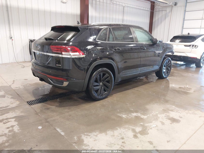 2022 Volkswagen Atlas Cross Sport 3.6L V6 Se W/Technology