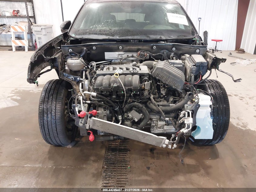 2022 Volkswagen Atlas Cross Sport 3.6L V6 Se W/Technology VIN: 1V2KE2CA9NC207727 Lot: 44246407