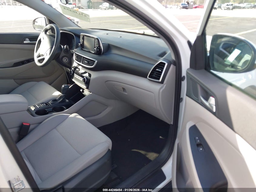 2020 Hyundai Tucson Se