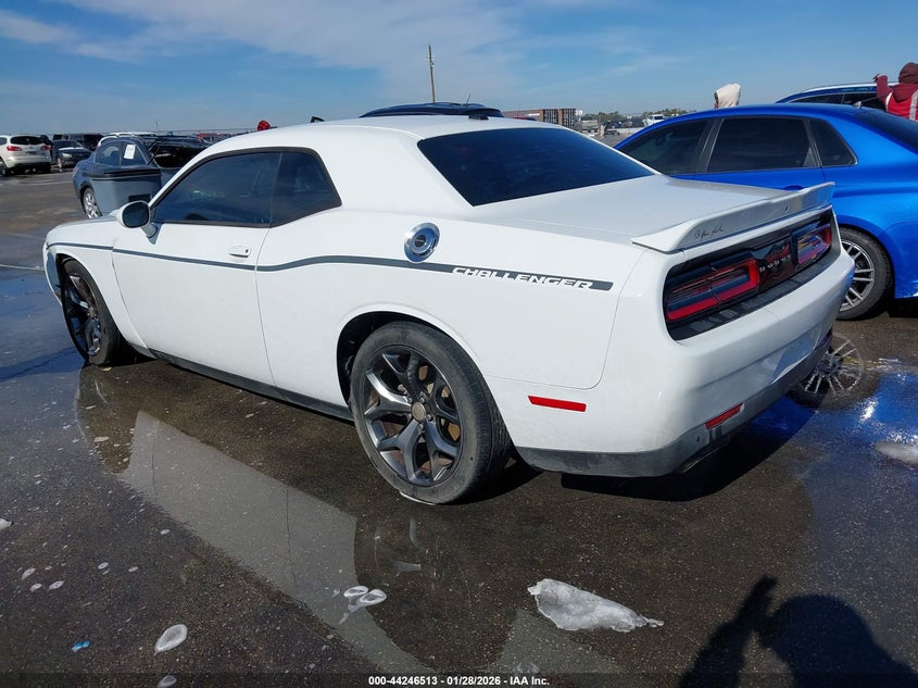 2015 Dodge Challenger Sxt