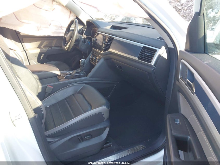 2022 Volkswagen Atlas 3.6L V6 Sel Premium R-Line