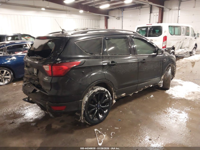2019 Ford Escape Se
