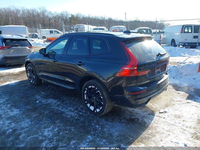 2025 Volvo Xc60 B5 Ultra Black Edition