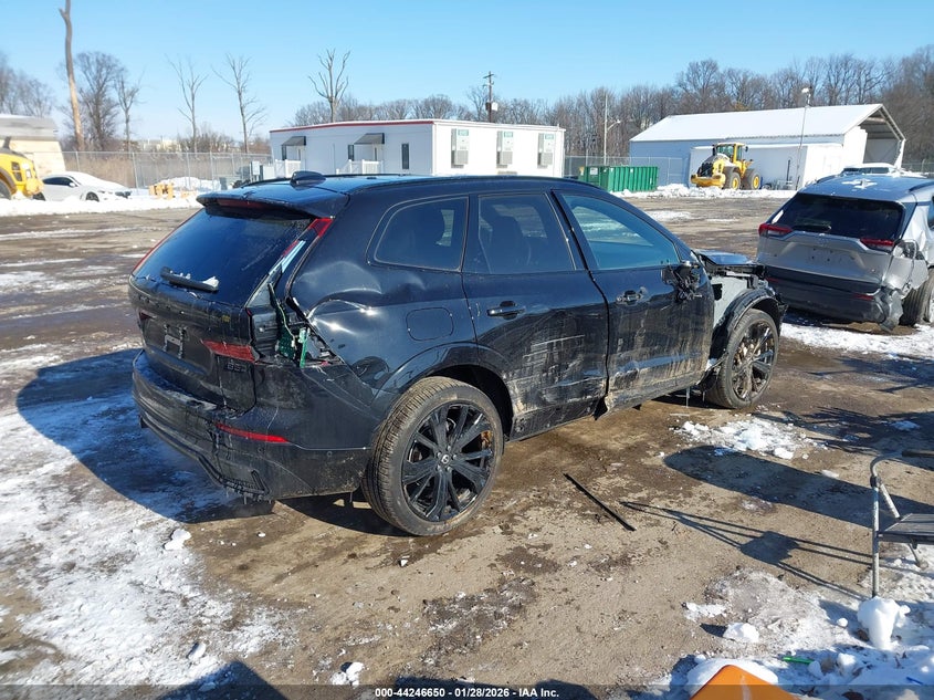 2025 Volvo Xc60 B5 Ultra Black Edition