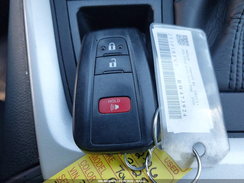VIN 2T3P1RFV7RW473924 2024 TOYOTA RAV4 XLE