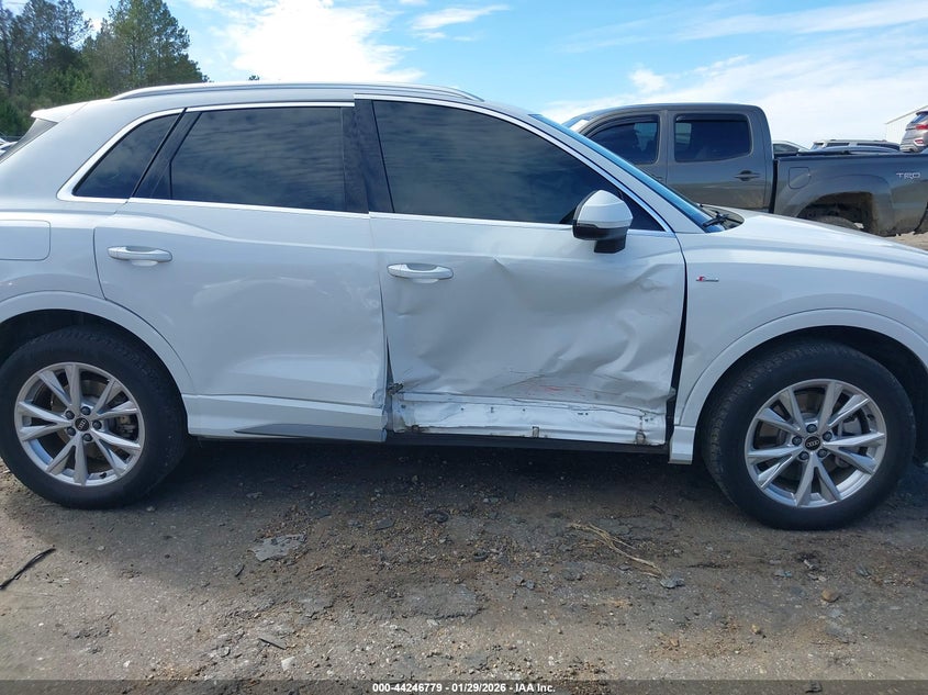 2022 Audi Q3 Premium Plus 45 Tfsi S Line Quattro Tiptronic VIN: WA1EECF36N1098019 Lot: 44246779