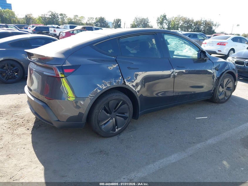 2026 Tesla Model Y Premium Rear-Wheel Drive