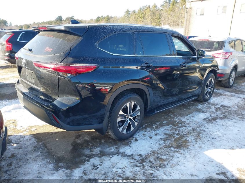 2022 Toyota Highlander Xle