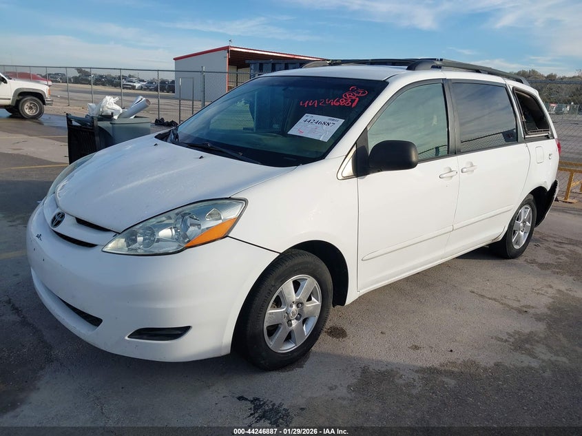 2006 Toyota Sienna Le