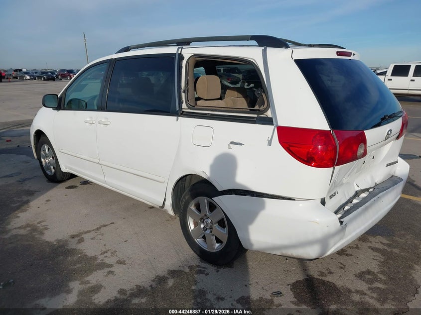 2006 Toyota Sienna Le