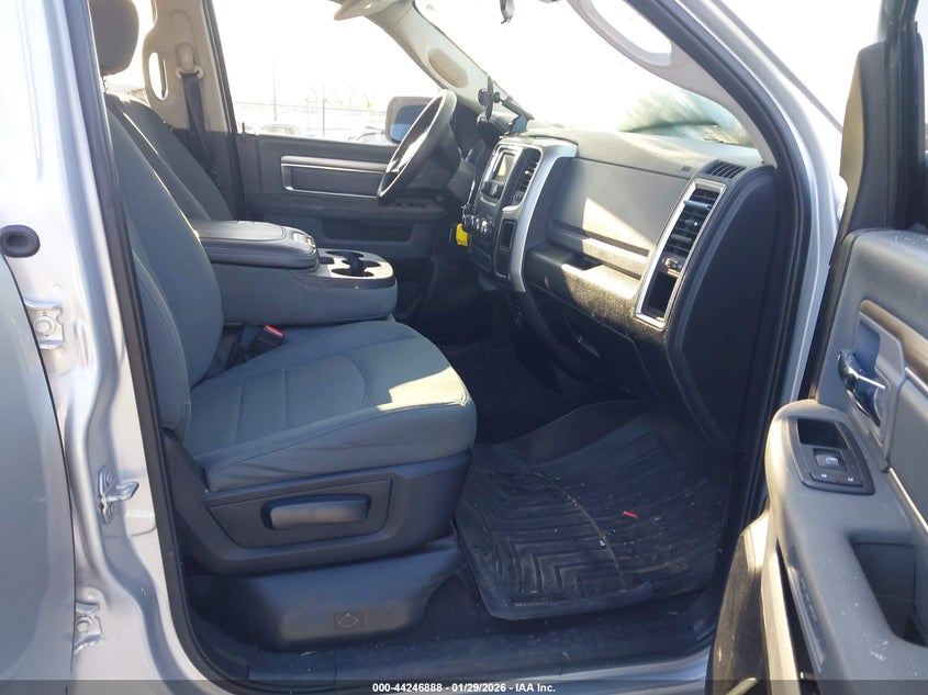 2017 Ram 1500 Slt 4X4 6'4 Box