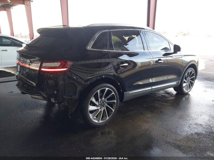 2019 Lincoln Nautilus Reserve