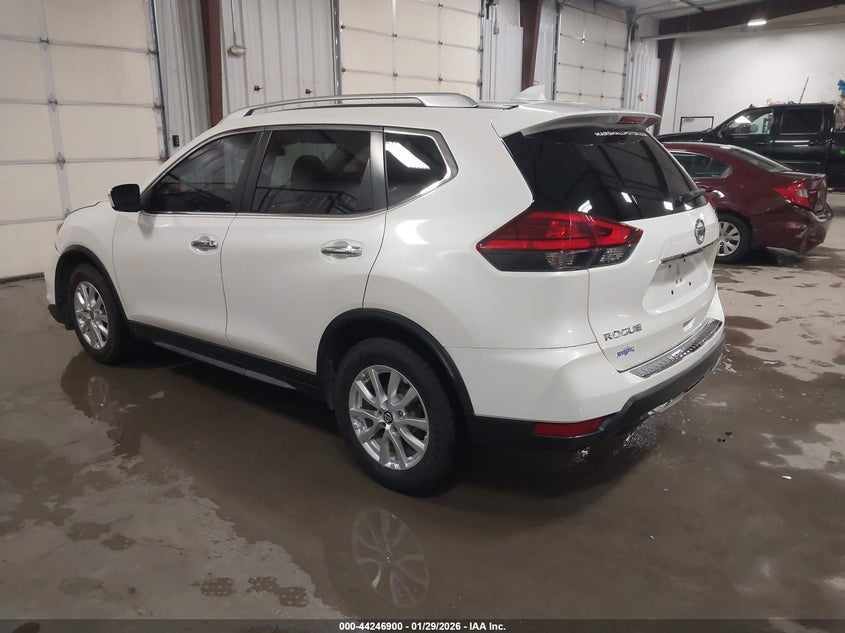 2017 Nissan Rogue Sv