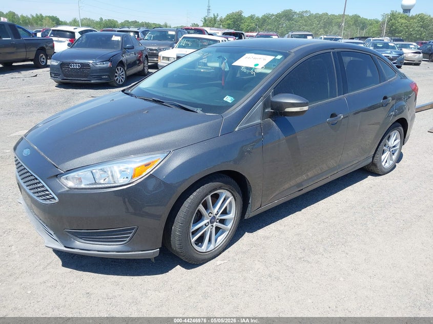 Vin: 1fadp3f27hl338549, lot: 44743130, ford focus se 20172
