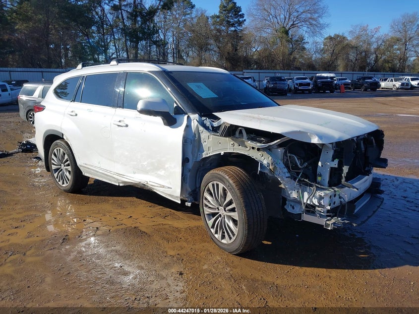 2020 Toyota Highlander Platinum