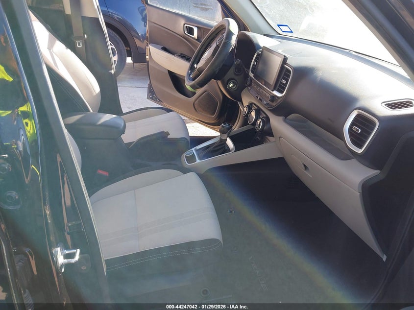 2021 Hyundai Venue Sel