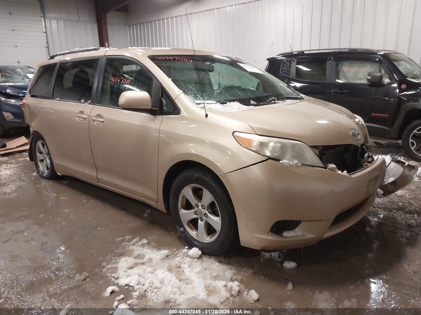 2011 Toyota Sienna Le V6