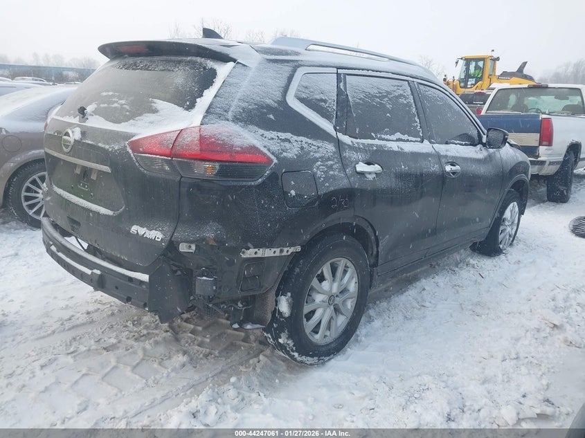 2017 Nissan Rogue Sv