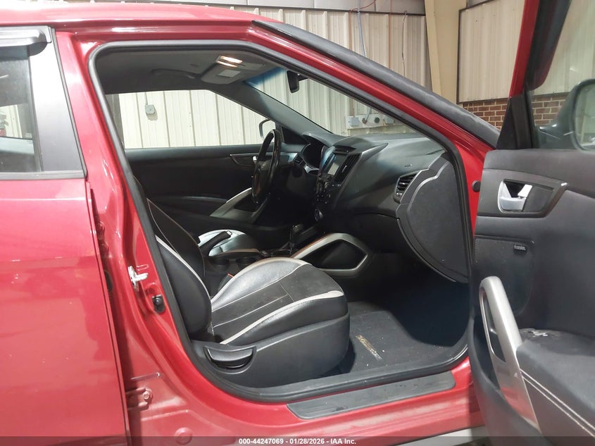 2013 Hyundai Veloster Turbo W/Black