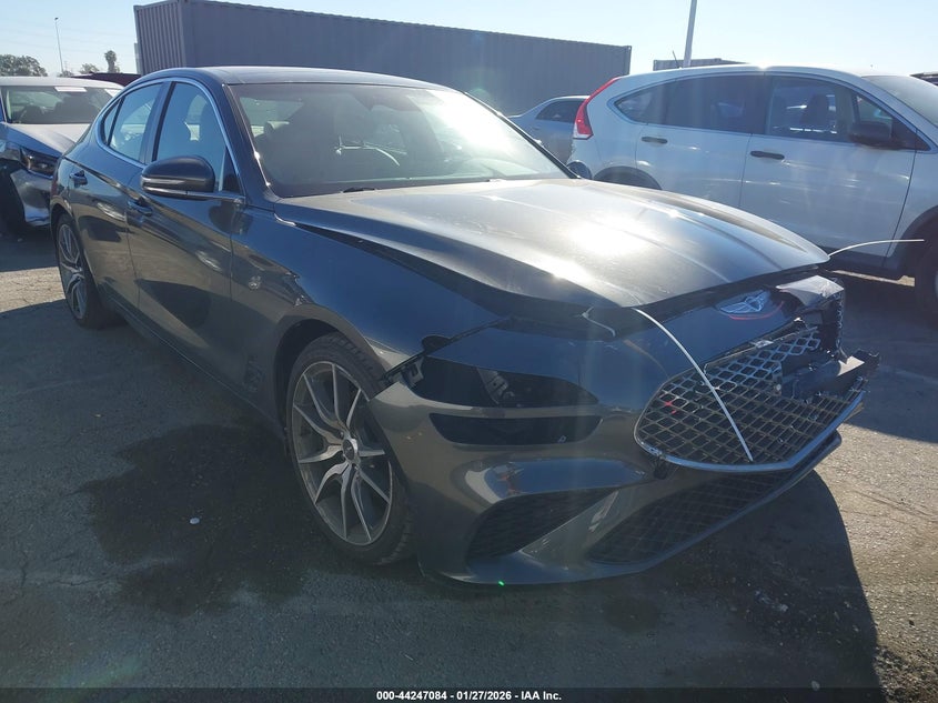 2022 Genesis G70 2.0T Rwd