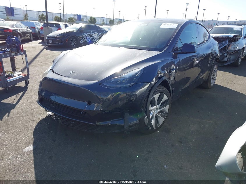 2024 Tesla Model Y Long Range Dual Motor All-Wheel Drive/Rwd