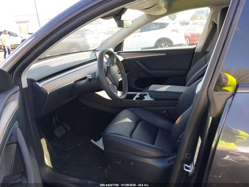 2024 Tesla Model Y Long Range Dual Motor All-Wheel Drive/Rwd