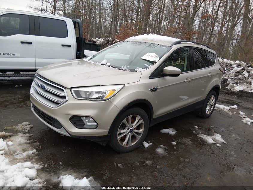 2018 Ford Escape Se 1FMCU9GD8JUA82256 photo 1