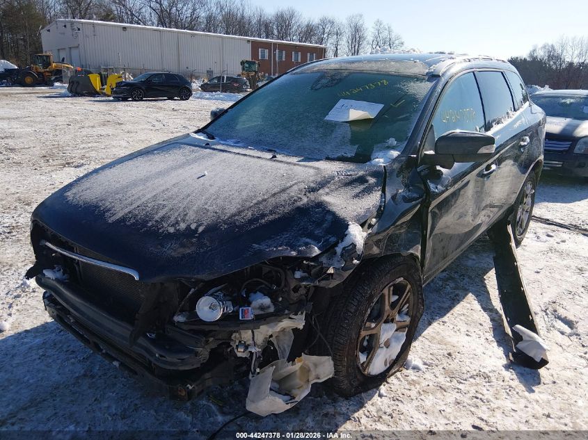 2013 Volvo Xc60 T6/T6 Platinum/T6 Premier Plus/T6 R-Design/T6 R-Design Platinum/T6 R-Design Premier Plus