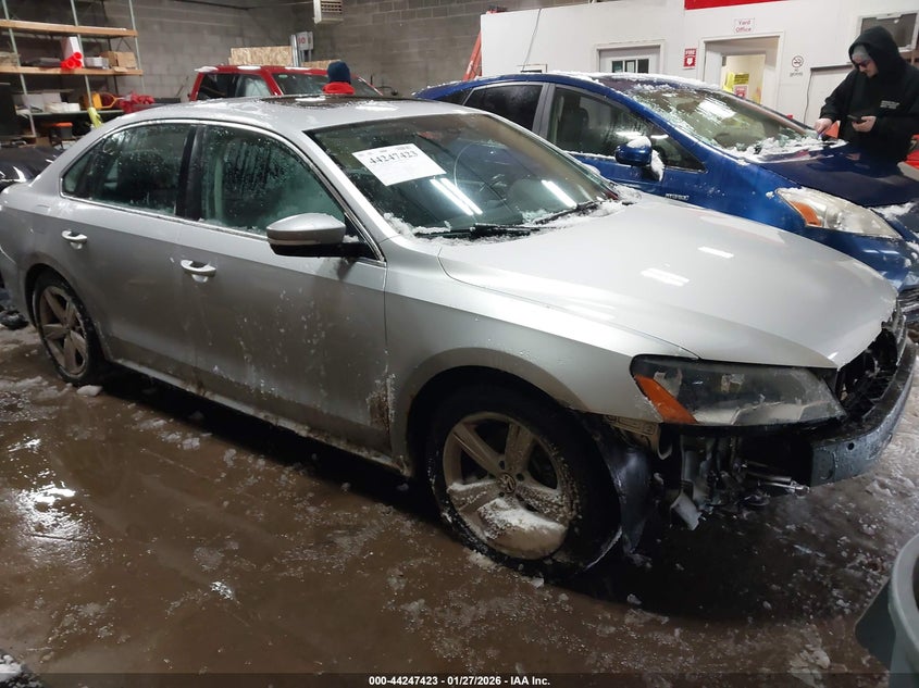 2012 Volkswagen Passat 2.5L Se